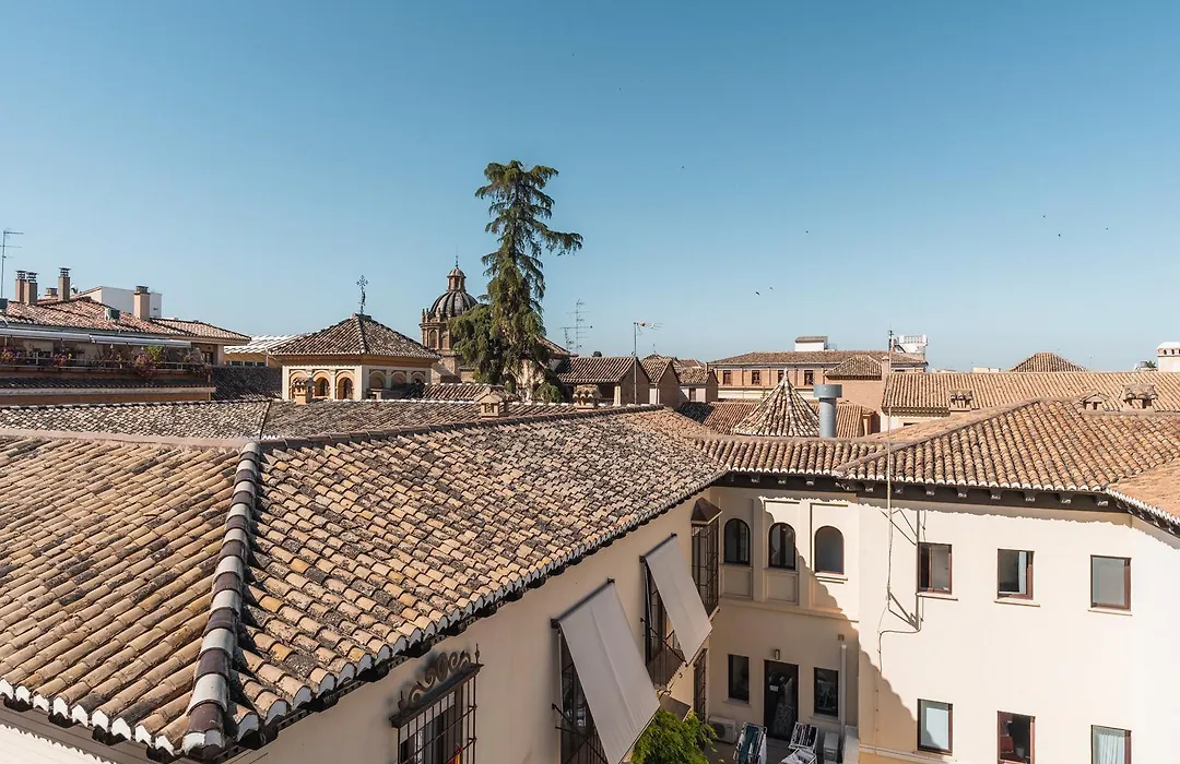 Mano de Hierro Apartment - Free parking-1
